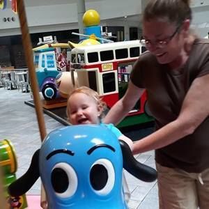 Meet your Posher, Jessica